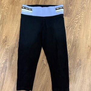 Victoria's Secret PINK cropped Yoga pants size S